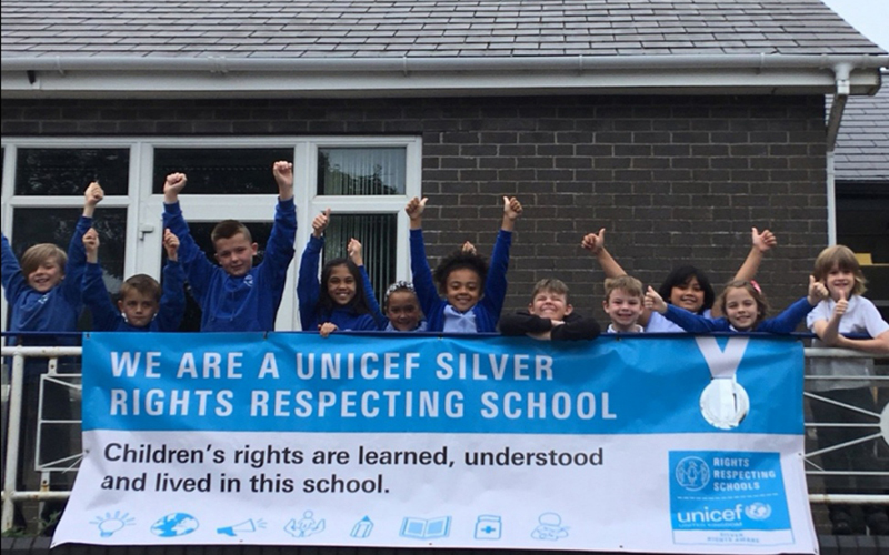 Children supporting Unicef